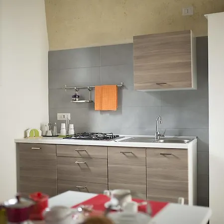 La Casa Nel Tufo